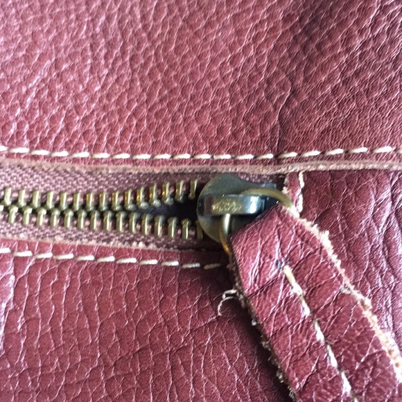 Soft grain Brown leather satchel. - Picture 4 of 13